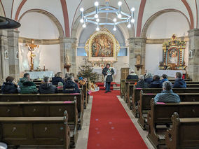 Krippenandacht mit Segnung der Kinder (Foto: Georg Smolarczyk)